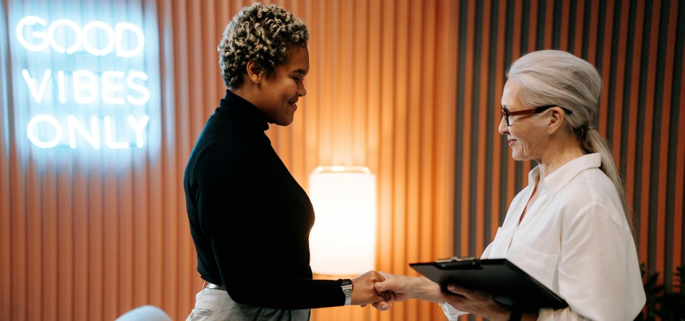 The Psychology of First Impressions in Talent Acquisition